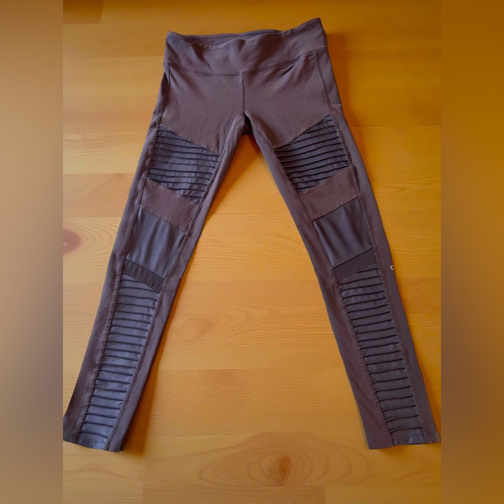 ALO Yoga Gray Moto Leggings High-Waisted Performance